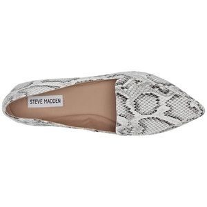 Steven Madden Snack Shoes, super trendy